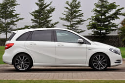 Mercedes B-Class detailed gallery